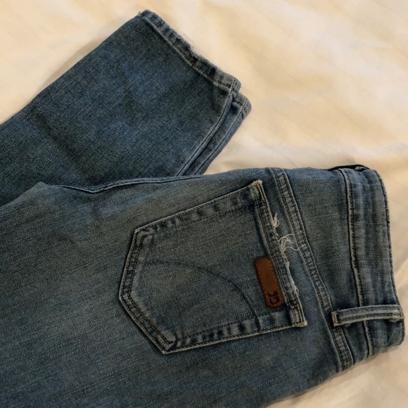 Joe’s Jeans distressed denim - Picture 2 of 2